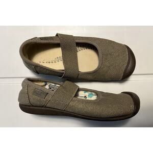 Keen Sienna Canvas Mary Jane Shoes Womens Size 6 Beige Flats Comfort 1014217